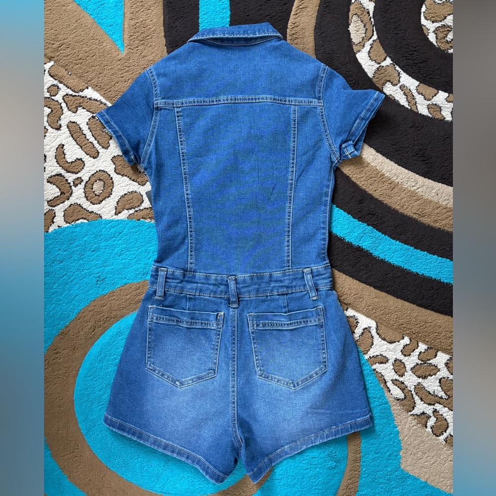 refuge DENIM Romper - Picture 2 of 10